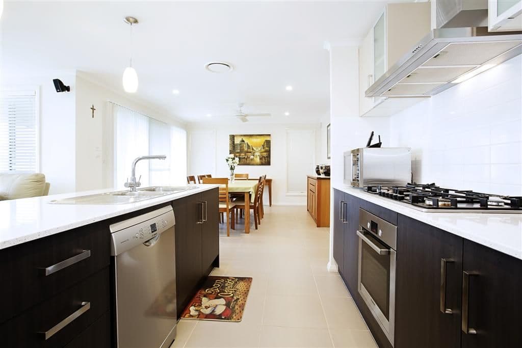5 Foothills Terrace, GLENMORE PARK NSW 2745, Glenmore Park - Thumbnail 3