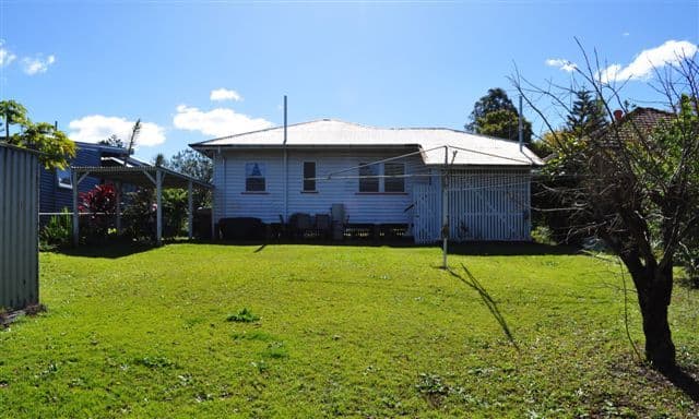 HOLLAND PARK QLD 4121, Holland Park - Thumbnail 7