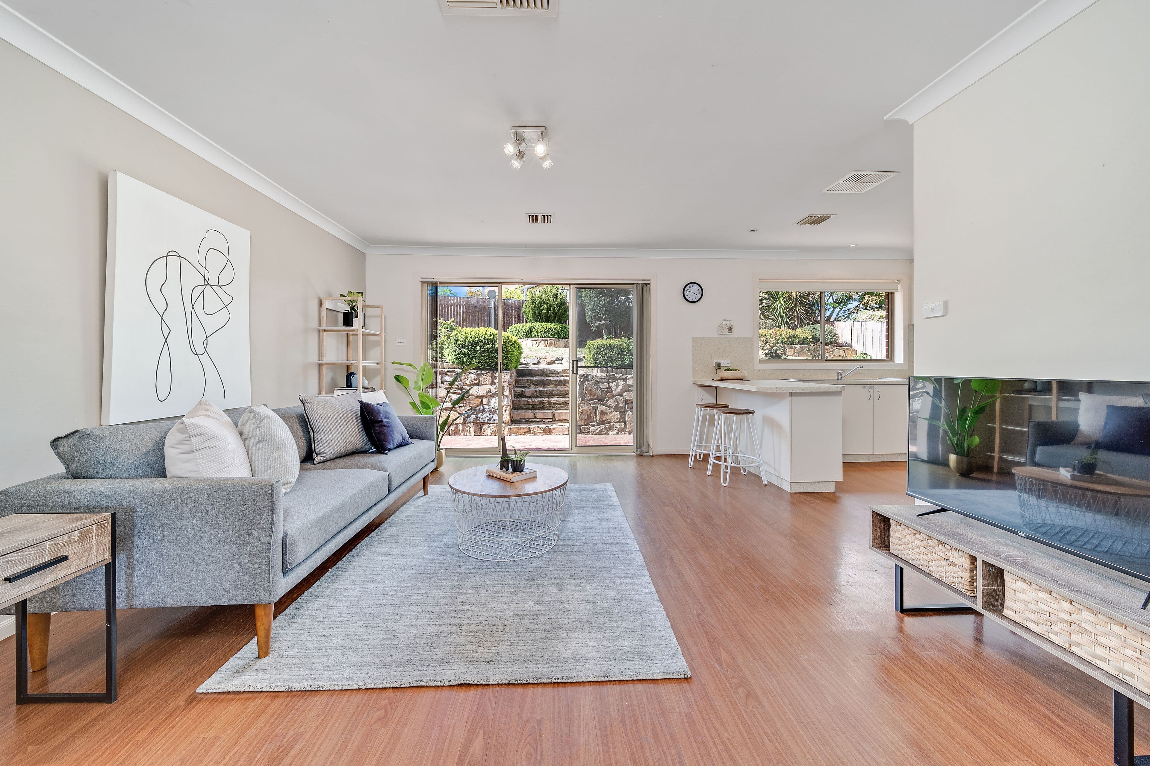 10 Burrumarra Avenue, Ngunnawal ACT 2913, Ngunnawal - Thumbnail 4