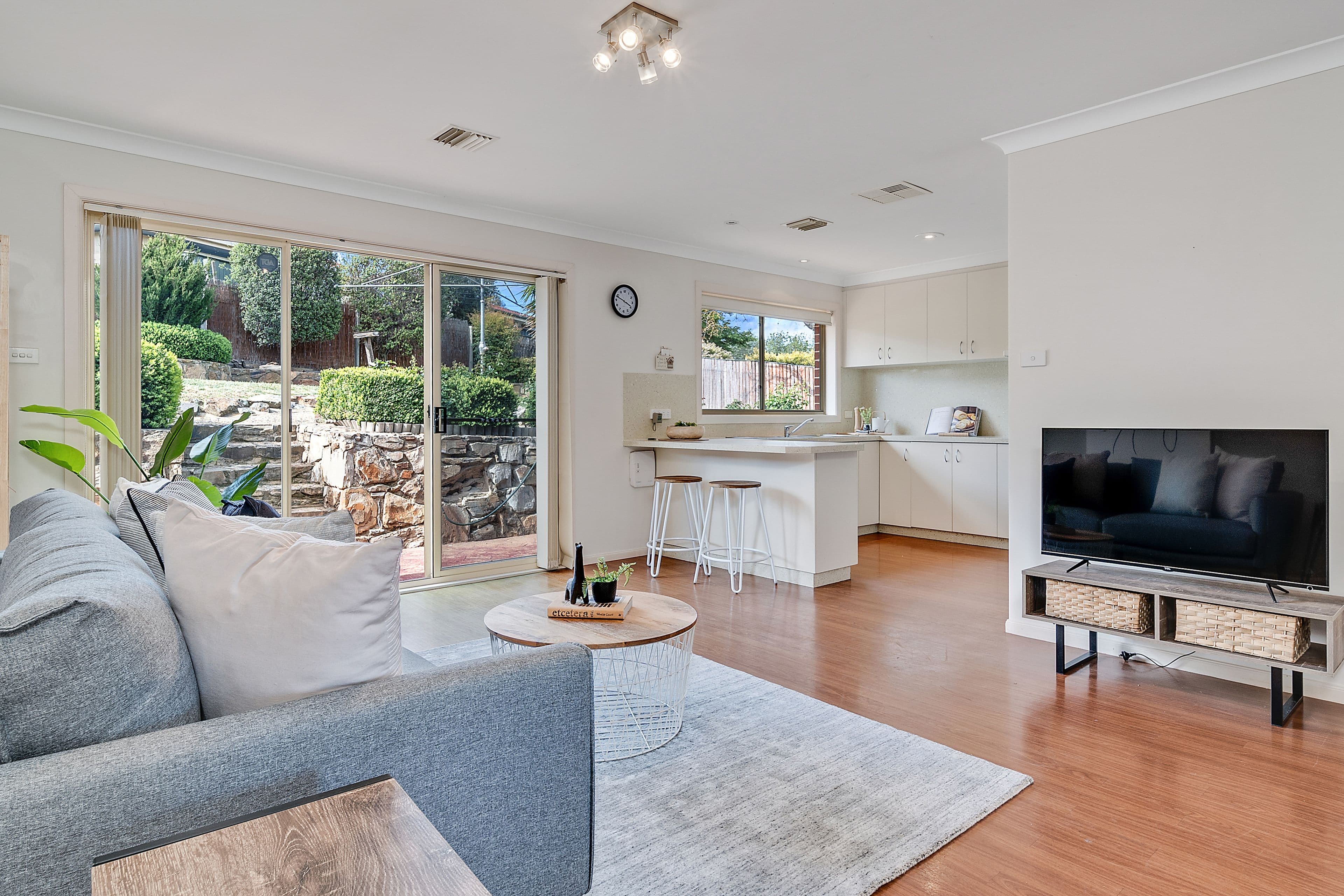 10 Burrumarra Avenue, Ngunnawal ACT 2913, Ngunnawal - Thumbnail 5