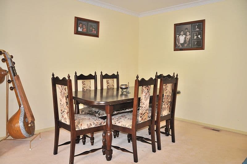 27 Centenary Drive, MILL PARK VIC 3082, Mill Park - Thumbnail 4