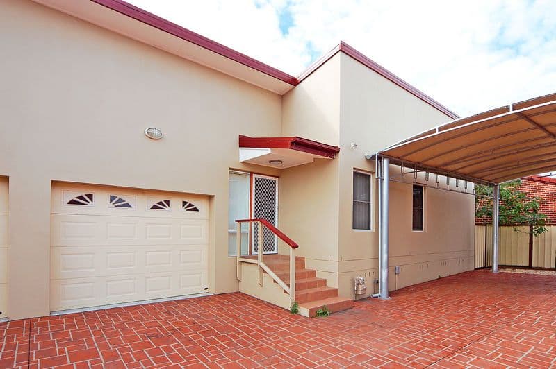 23 Banksia Avenue, WINDANG NSW 2528, Windang - Thumbnail 2