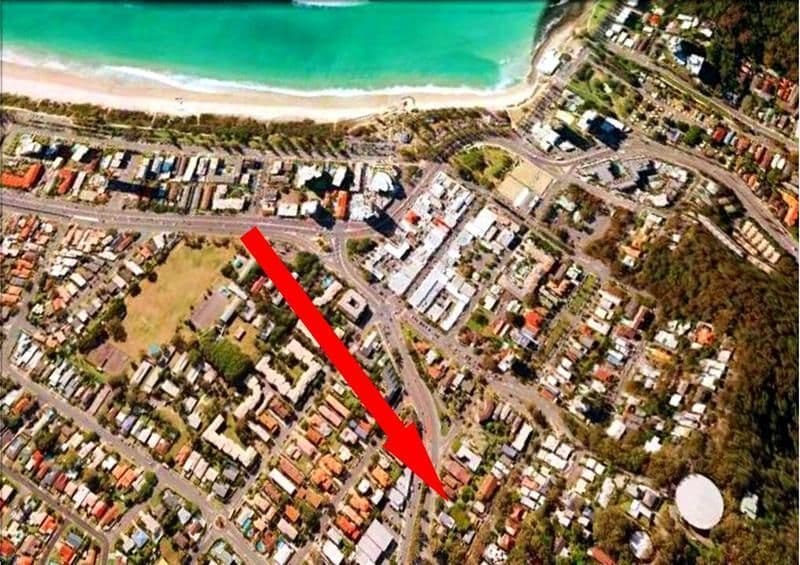 20 West Burleigh Road, BURLEIGH HEADS QLD 4220, Burleigh Heads - Thumbnail 3