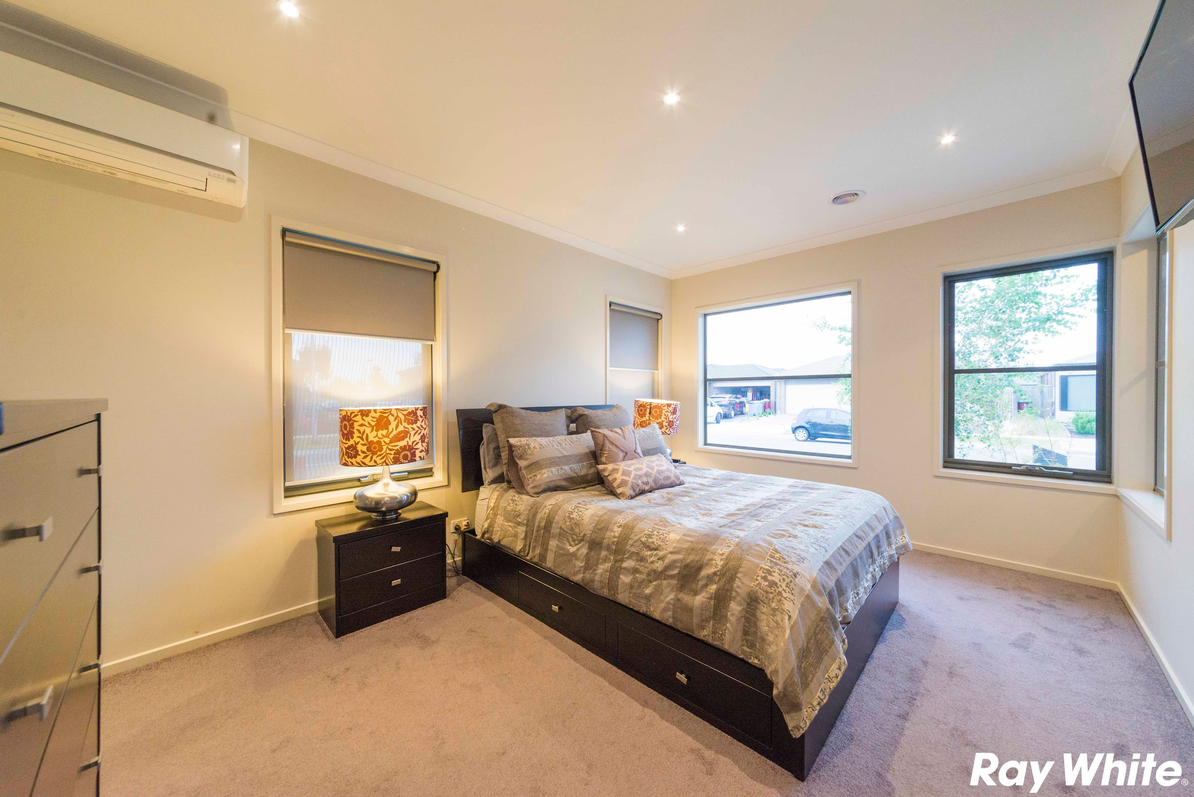 10 Princeton Place, Cranbourne West VIC 3977, Cranbourne West - Thumbnail 3