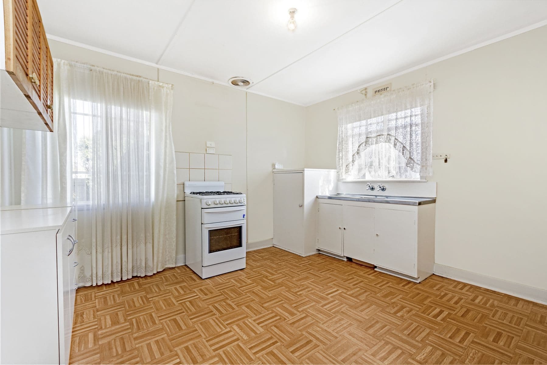 8 Mawson Place, Mayfield TAS 7248, Mayfield - Thumbnail 3