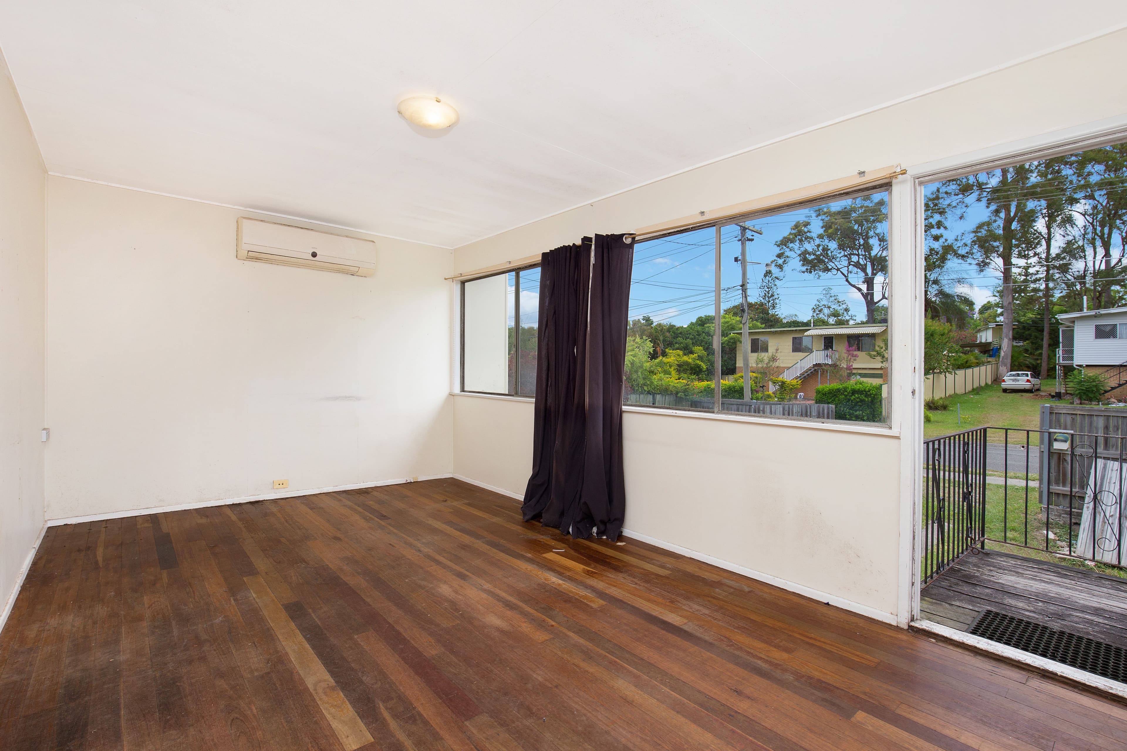 33 Lynngold Street, Woodridge QLD 4114, Woodridge - Thumbnail 3