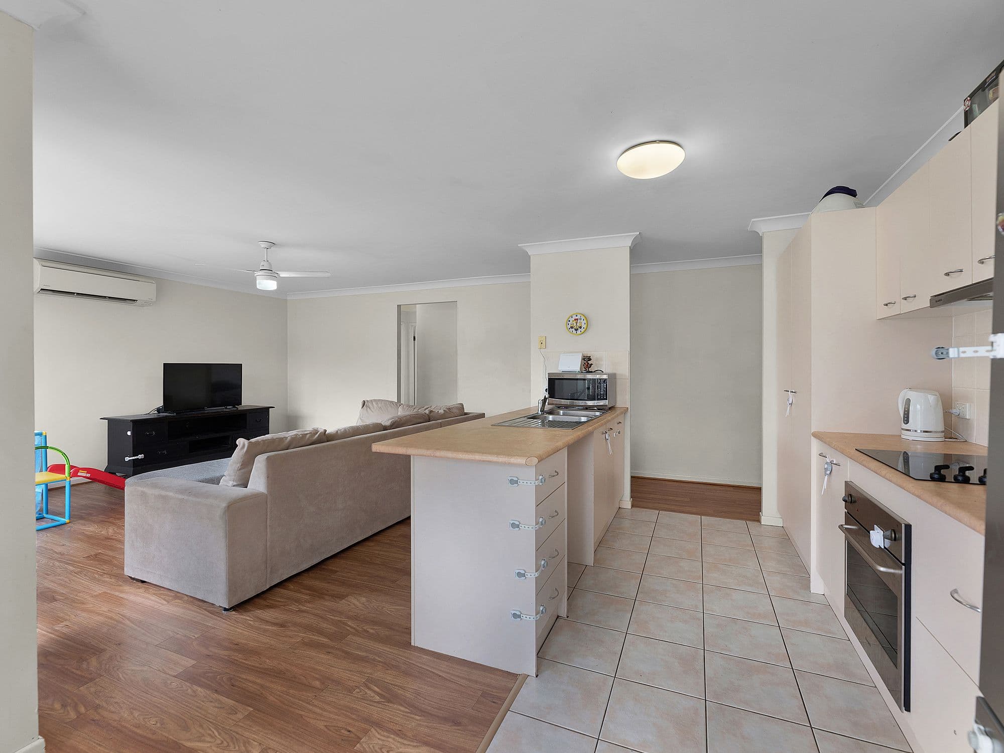 13 Glengarry Lane, Raceview QLD 4305, Raceview - Thumbnail 3