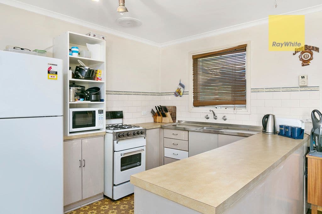 1 Redcraze Street, Aberfoyle Park SA 5159, Aberfoyle Park - Thumbnail 3