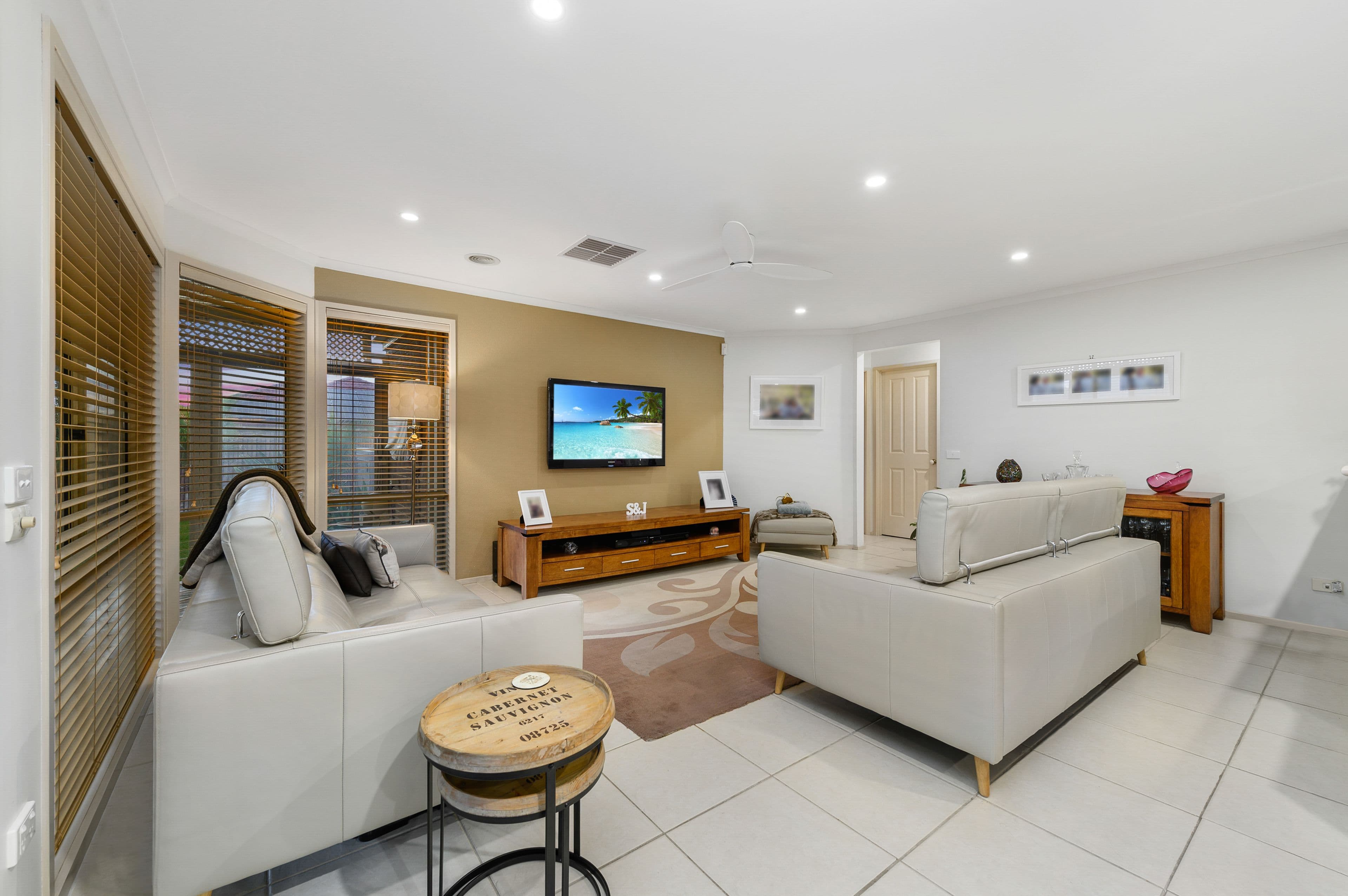 1 Lachlan Lane, Taylors Hill VIC 3037, Taylors Hill - Thumbnail 2