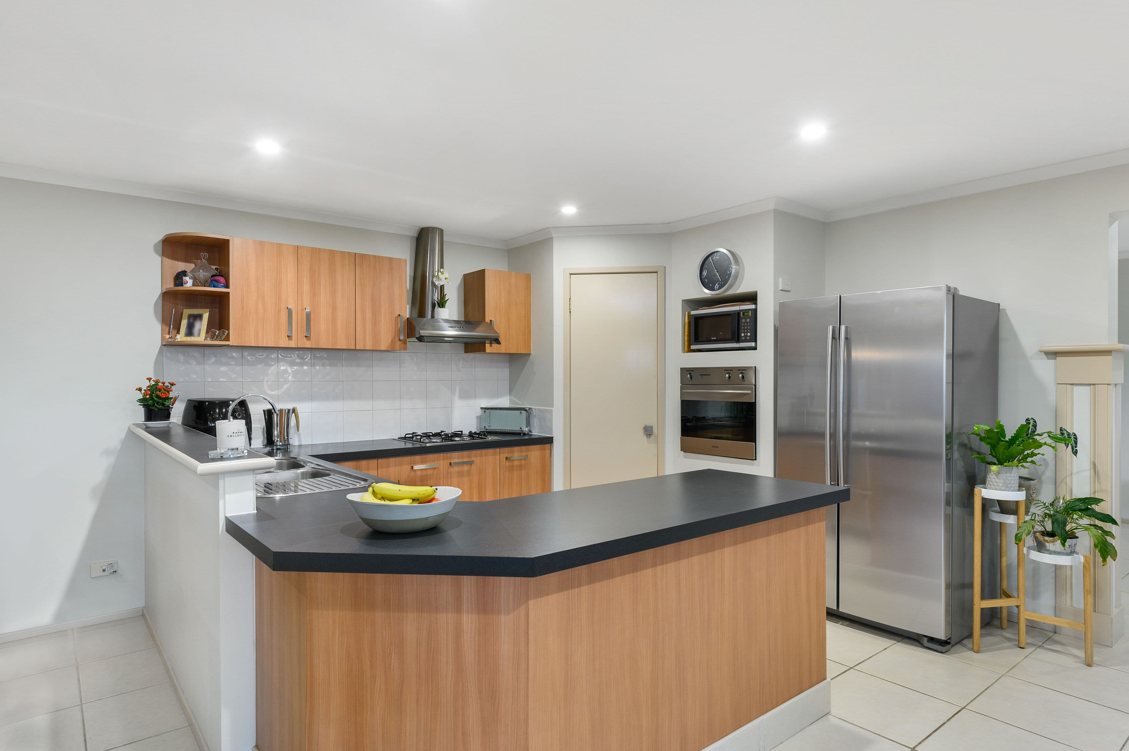 1 Lachlan Lane, Taylors Hill VIC 3037, Taylors Hill - Thumbnail 3