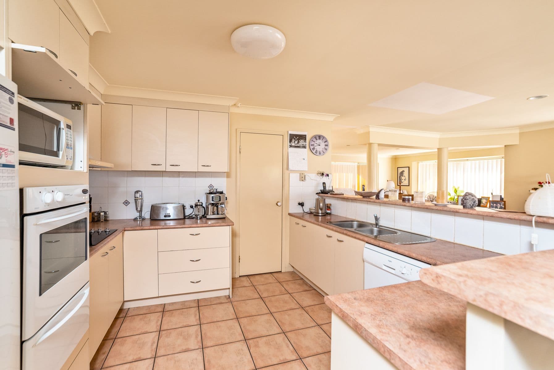 6 Schablon Close, Ormeau Hills QLD 4208, Ormeau Hills - Thumbnail 3
