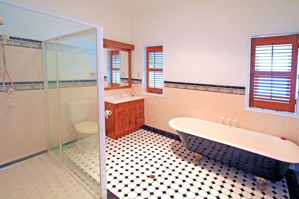 246 Agnes Street, THE RANGE QLD 4700, The Range - Thumbnail 6