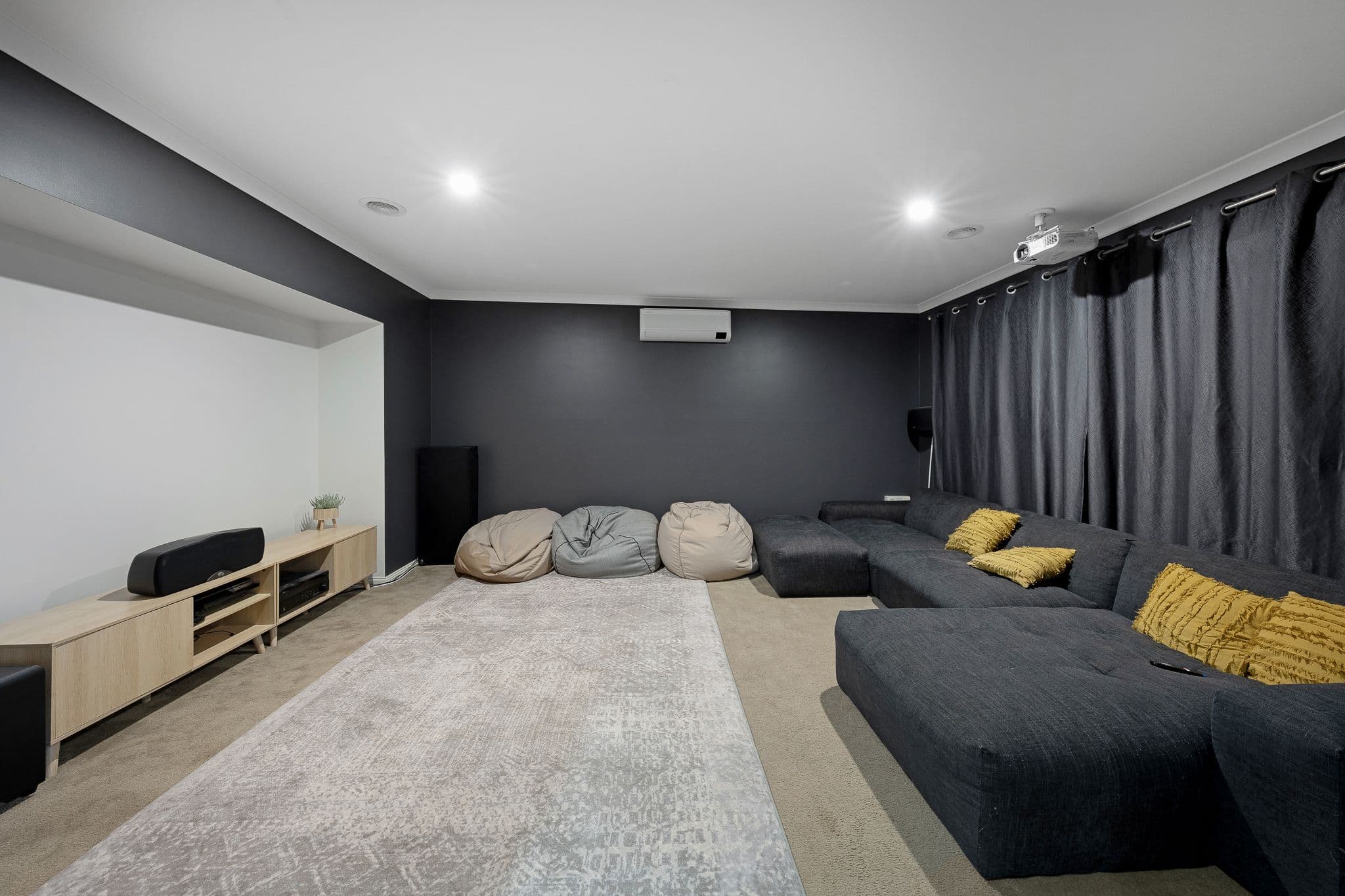 19 Ben Hall Street, Cranbourne East VIC 3977, Cranbourne East - Thumbnail 5
