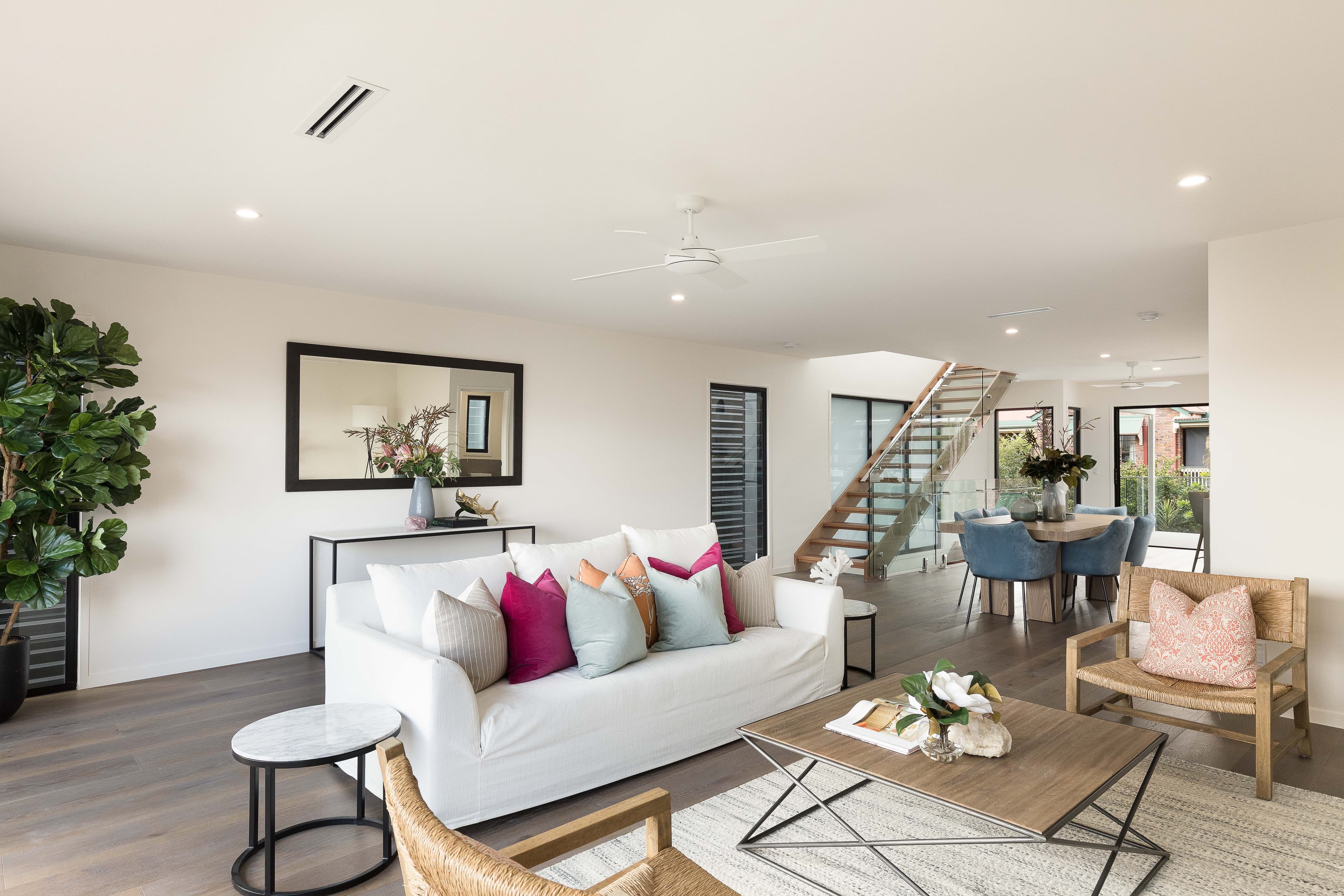 8B Bevis Street, Bulimba QLD 4171, Bulimba - Thumbnail 2