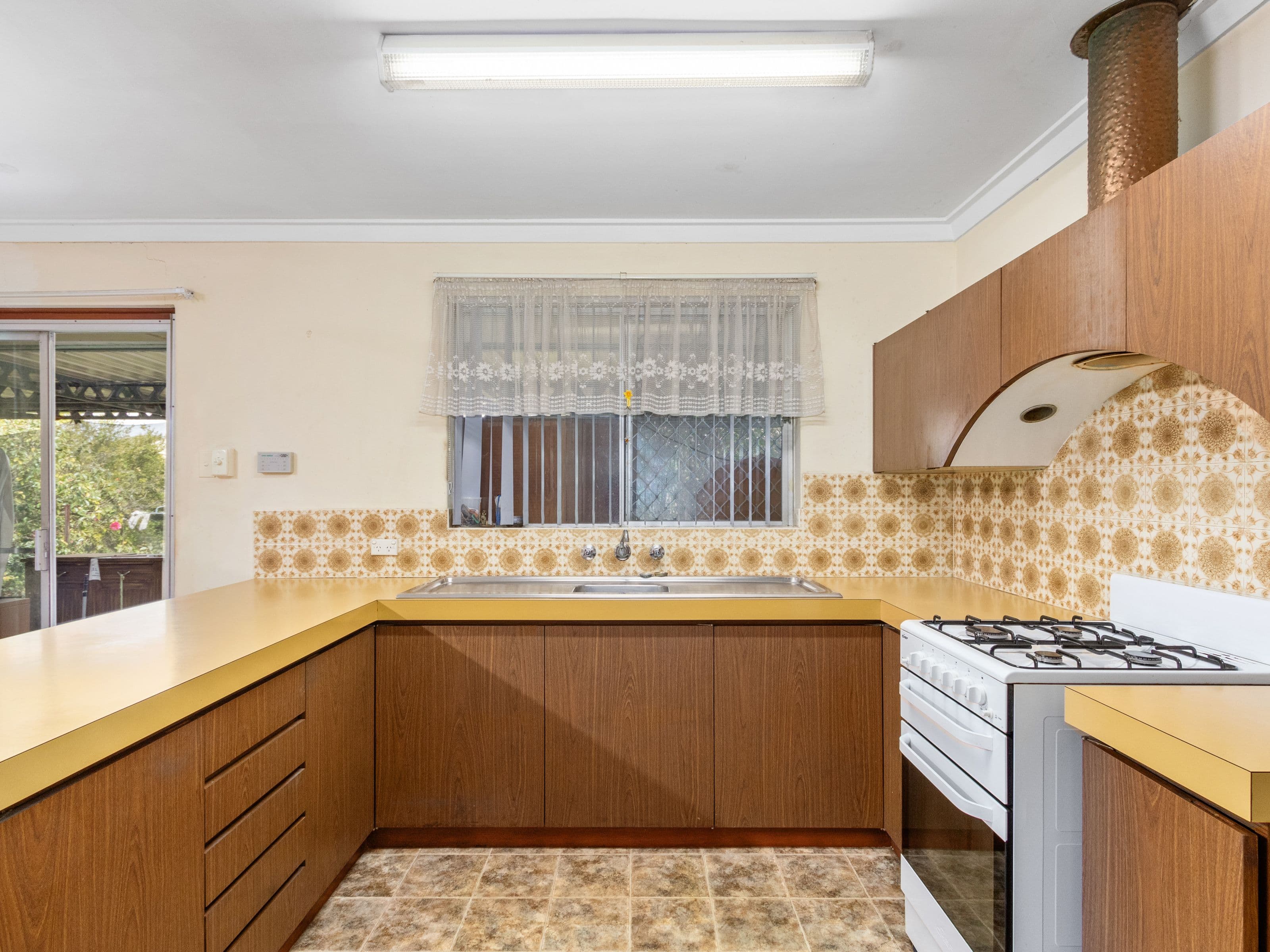21 Barker Avenue, Como WA 6152, Como - Thumbnail 7