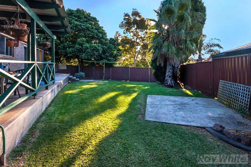 11 Timothy Place, EDENSOR PARK NSW 2176, Edensor Park - Thumbnail 6