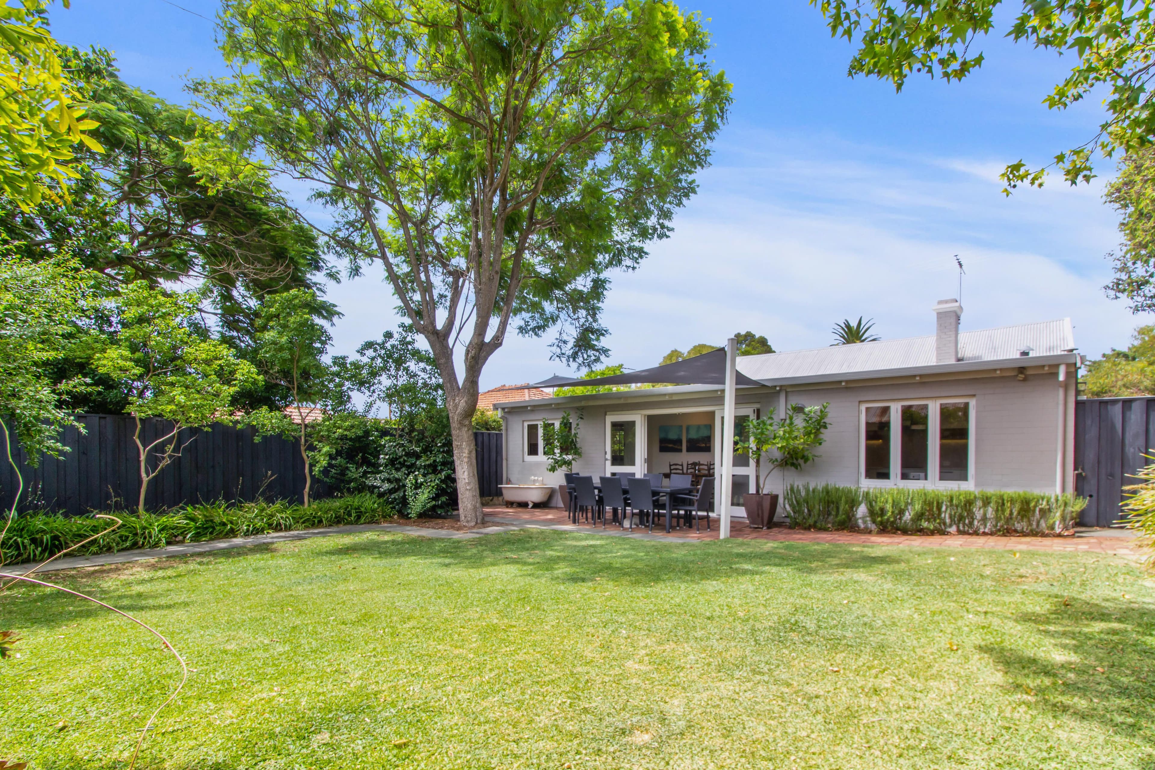 27 Robinson Street, Nedlands WA 6009, Nedlands - Thumbnail 4