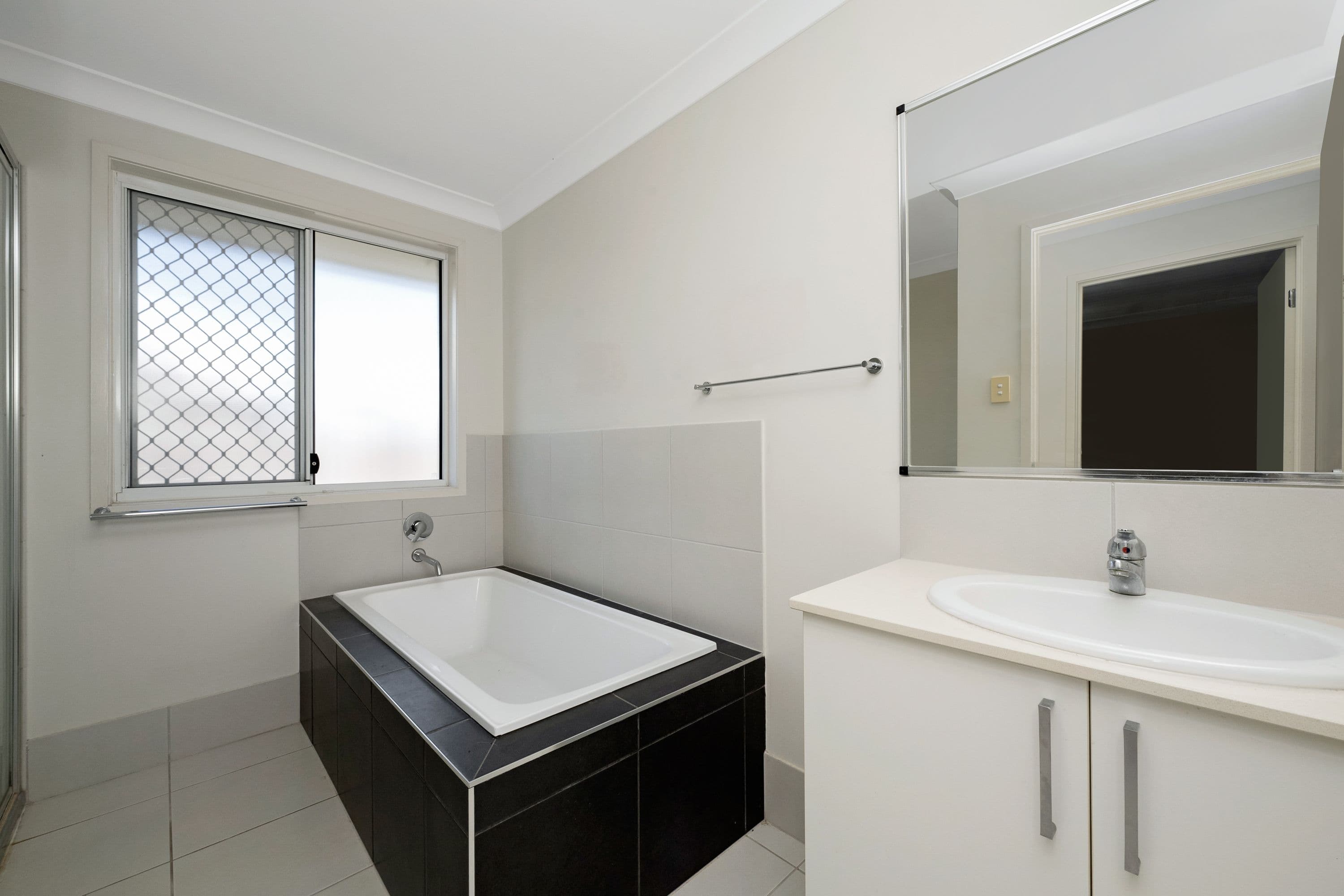 4 Nyota Street, Burdell QLD 4818, Burdell - Thumbnail 8