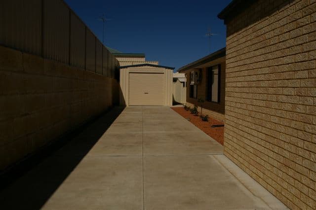 13 Tammin Court, DAWESVILLE WA 6211, Dawesville - Thumbnail 3