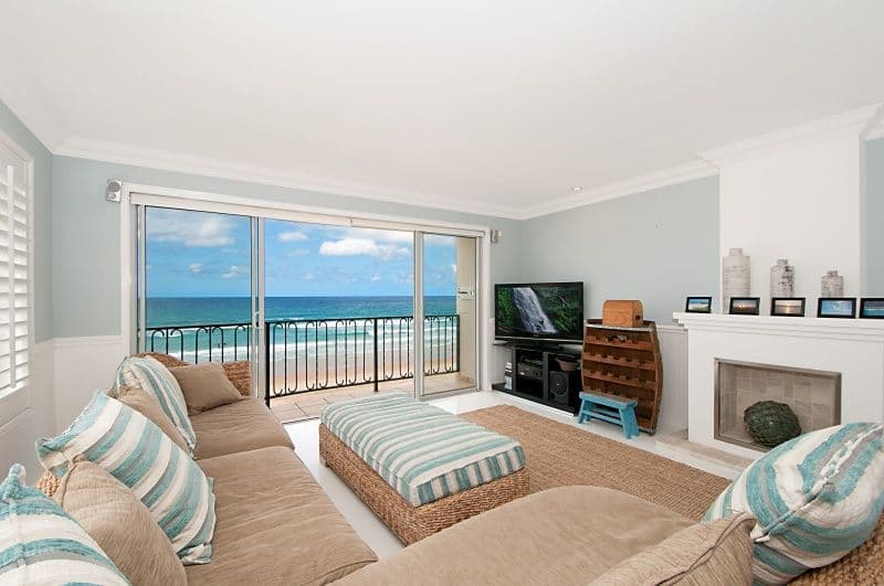  211 Jefferson Lane, PALM BEACH QLD 4221, Palm Beach - Thumbnail 8