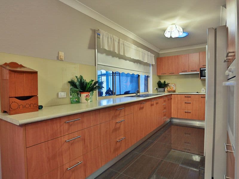 19 Tabbil Street, ZILLMERE QLD 4034, Zillmere - Thumbnail 3