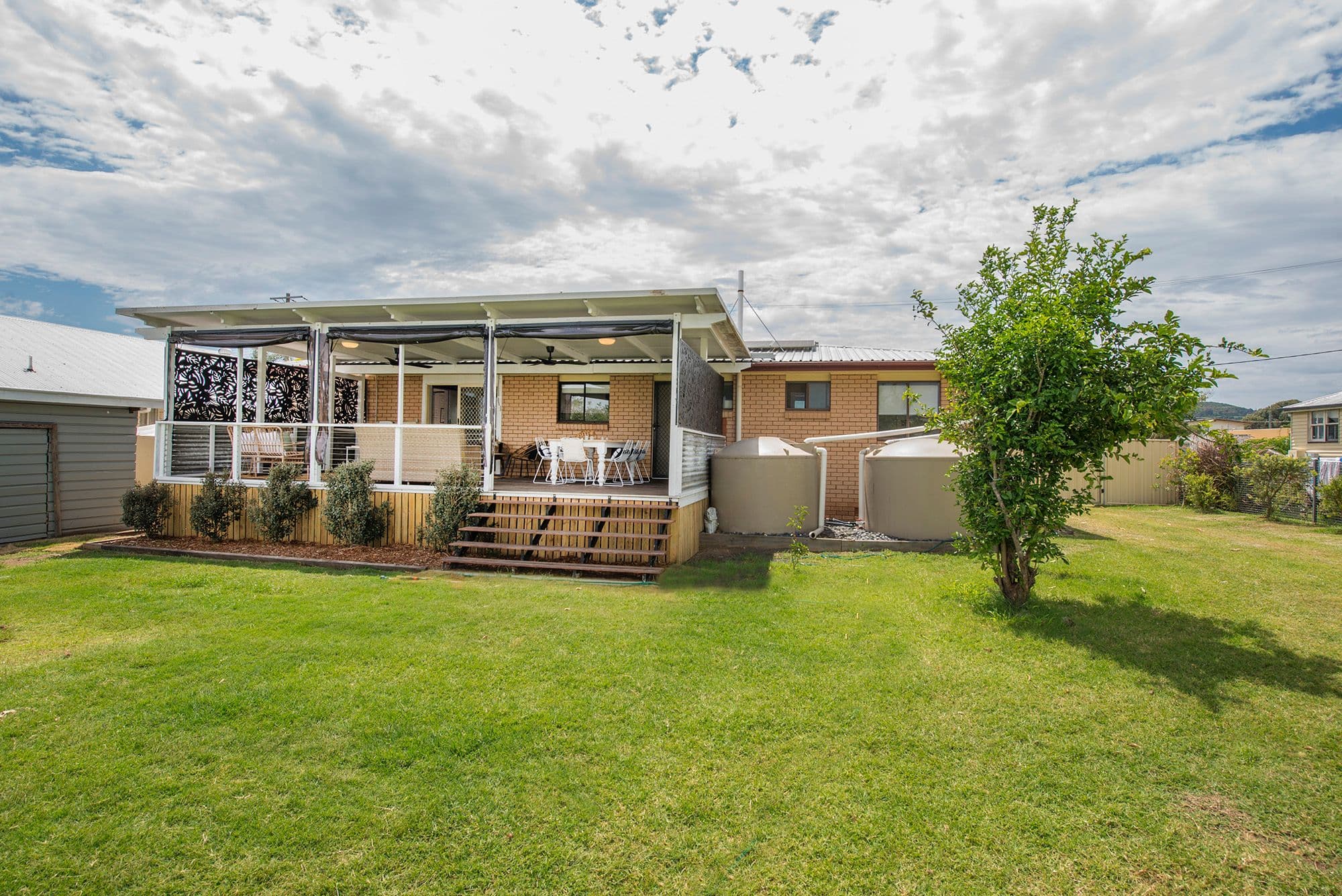 35 Daniel Street, Lowood QLD 4311, Lowood - Thumbnail 2