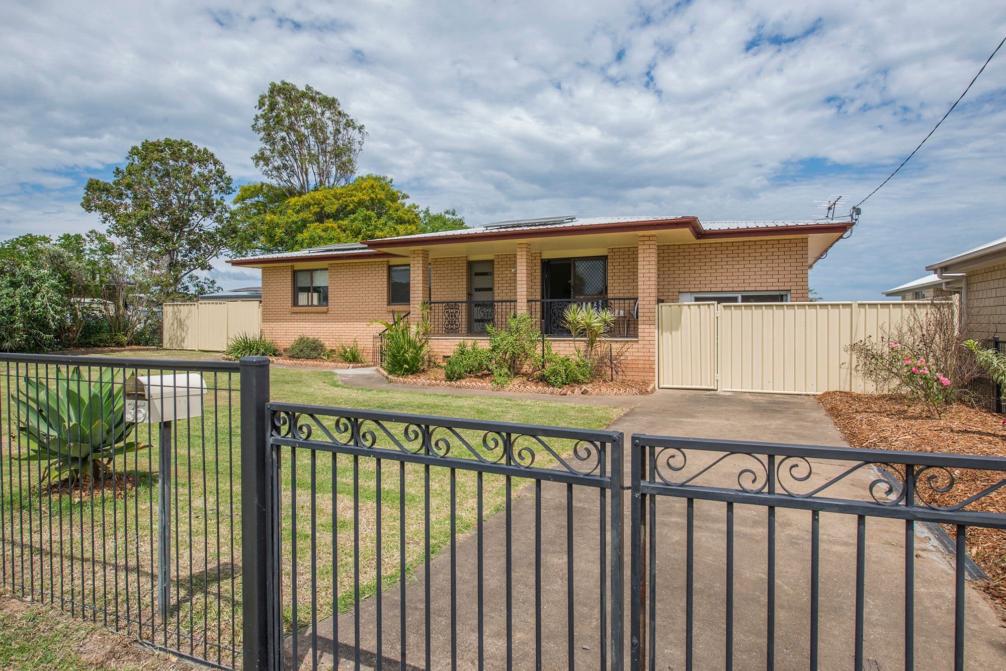 35 Daniel Street, Lowood QLD 4311, Lowood - Thumbnail 7
