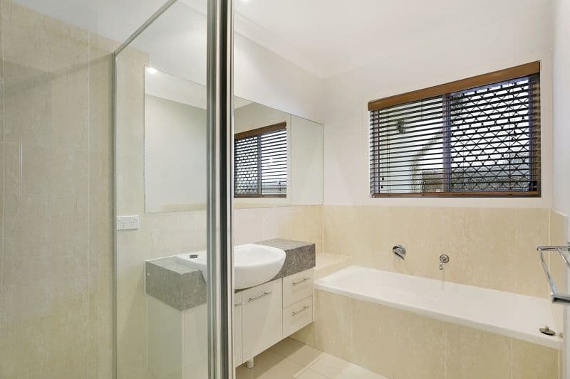 9 Silkpod Court, North Lakes QLD 4509, North Lakes - Thumbnail 5