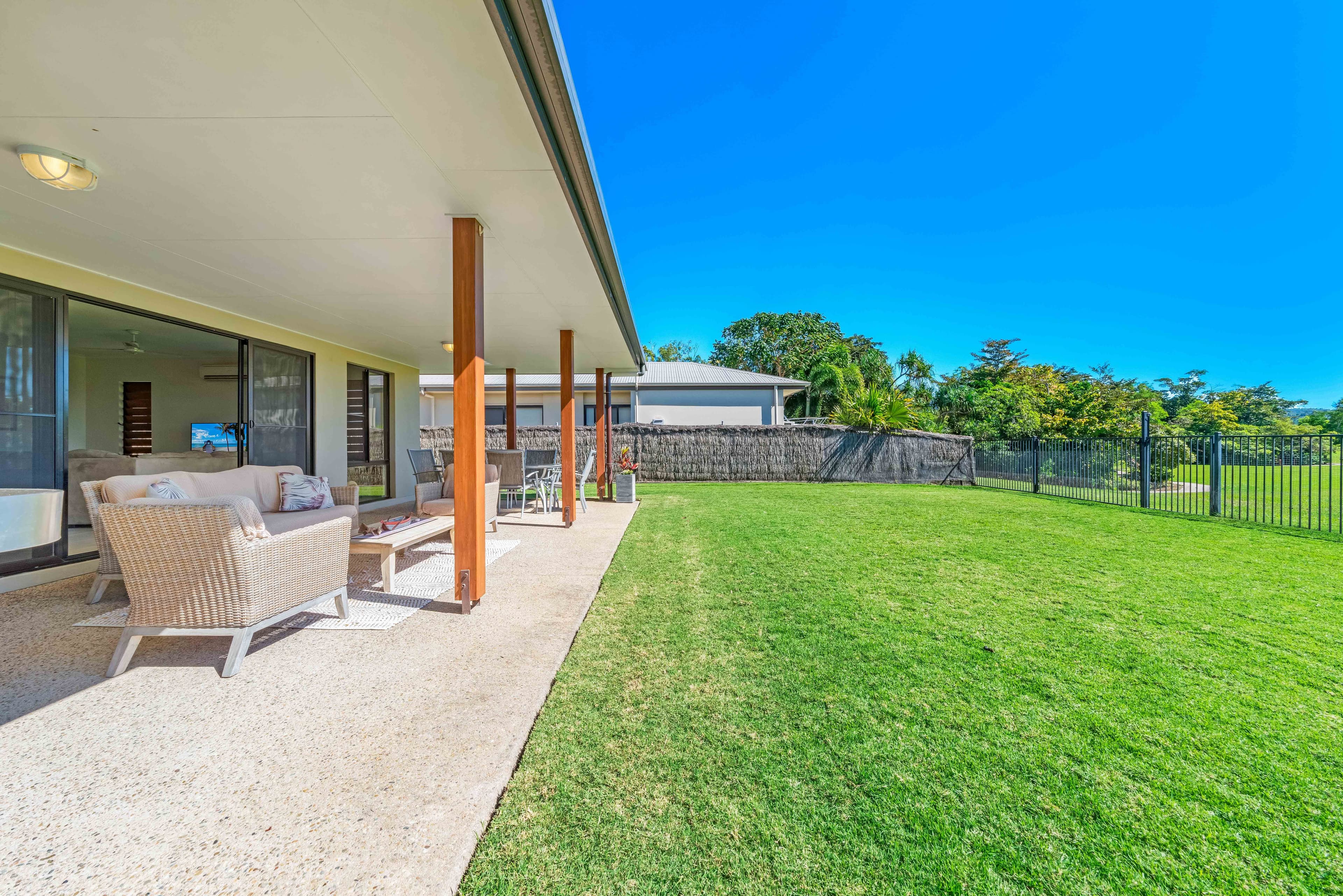 47 Abell Road, Cannonvale QLD 4802, Cannonvale - Thumbnail 4
