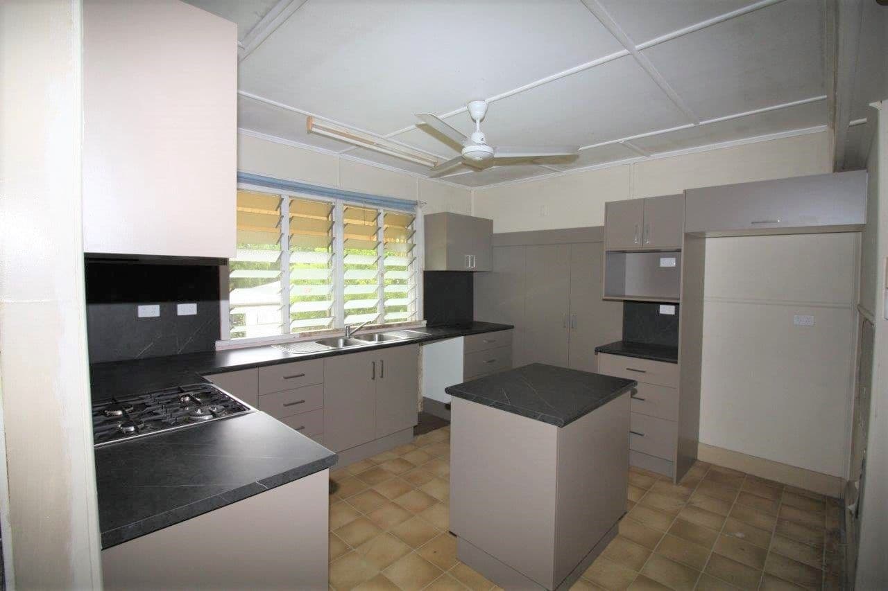 9 Rainbow Road, Towers Hill QLD 4820, Towers Hill - Thumbnail 2