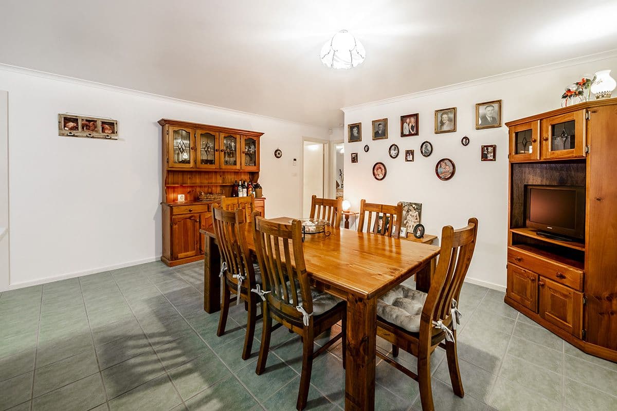 63 Fairhaven Boulevard, Cranbourne West VIC 3977, Cranbourne West - Thumbnail 5