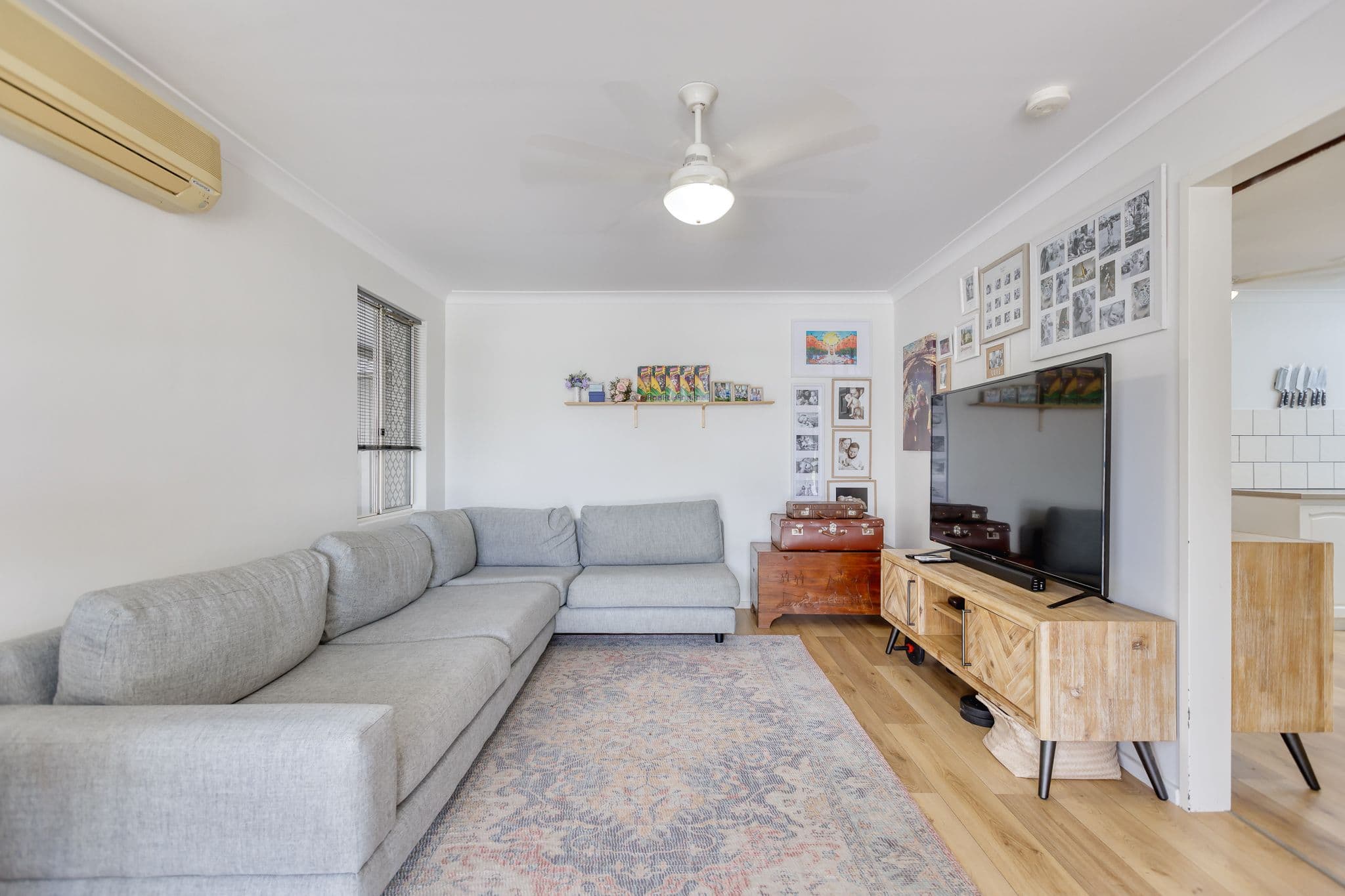 10 Crossway, Swan View WA 6056, Swan View - Thumbnail 4
