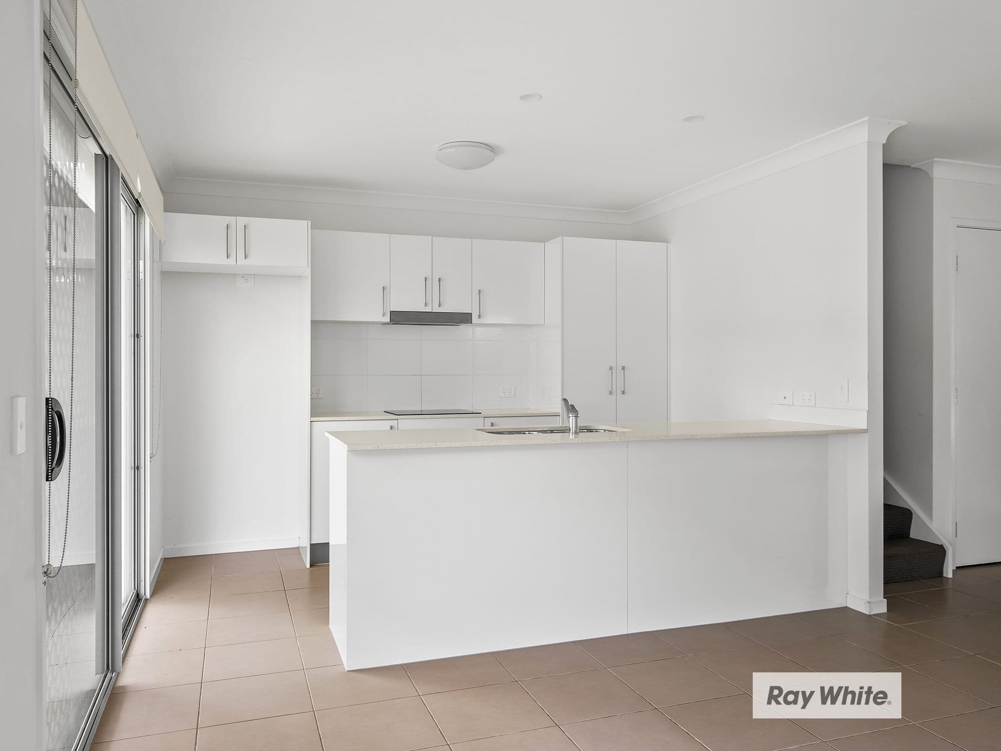 8 Whitehorse Road, Dakabin QLD 4503, Dakabin - Thumbnail 5