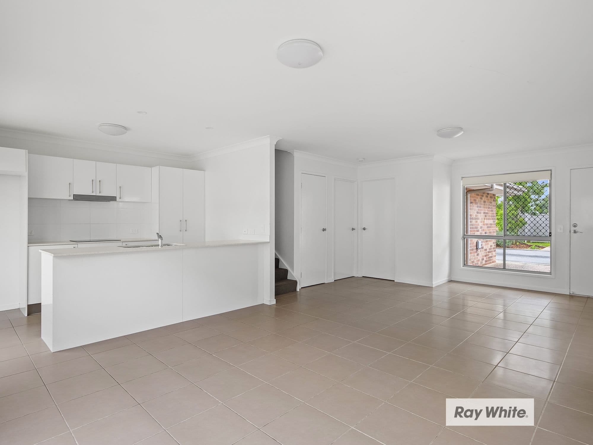 8 Whitehorse Road, Dakabin QLD 4503, Dakabin - Thumbnail 7
