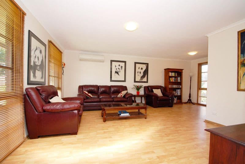 8  Trawalla Street, ASPENDALE GARDENS VIC 3195, Aspendale Gardens - Thumbnail 2
