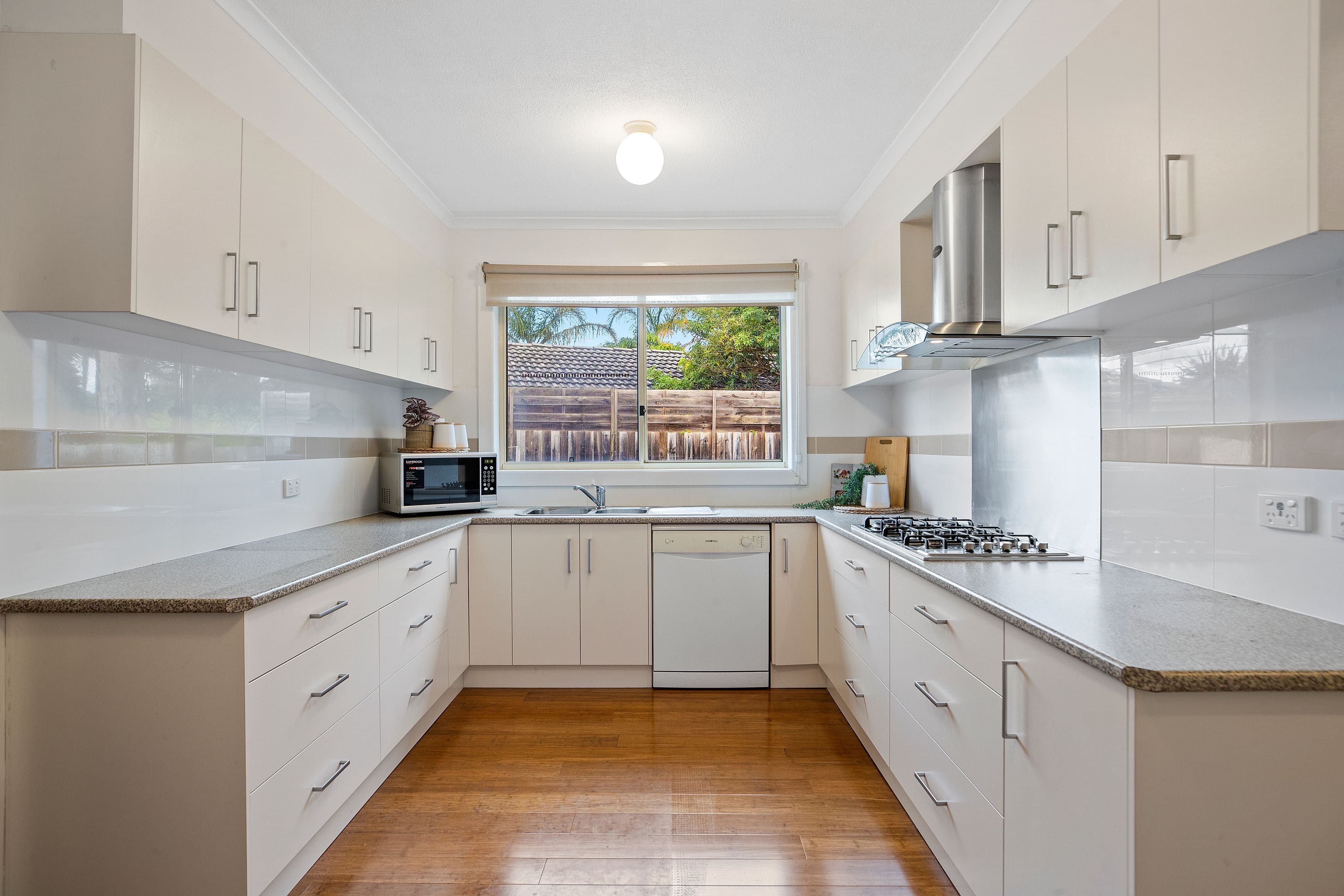 28 Holme Road, Ferntree Gully VIC 3156, Ferntree Gully - Thumbnail 4
