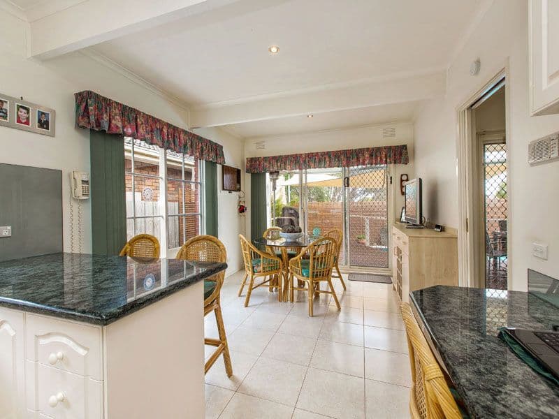 4 Kimber Court, DINGLEY VILLAGE VIC 3172, Dingley Village - Thumbnail 4