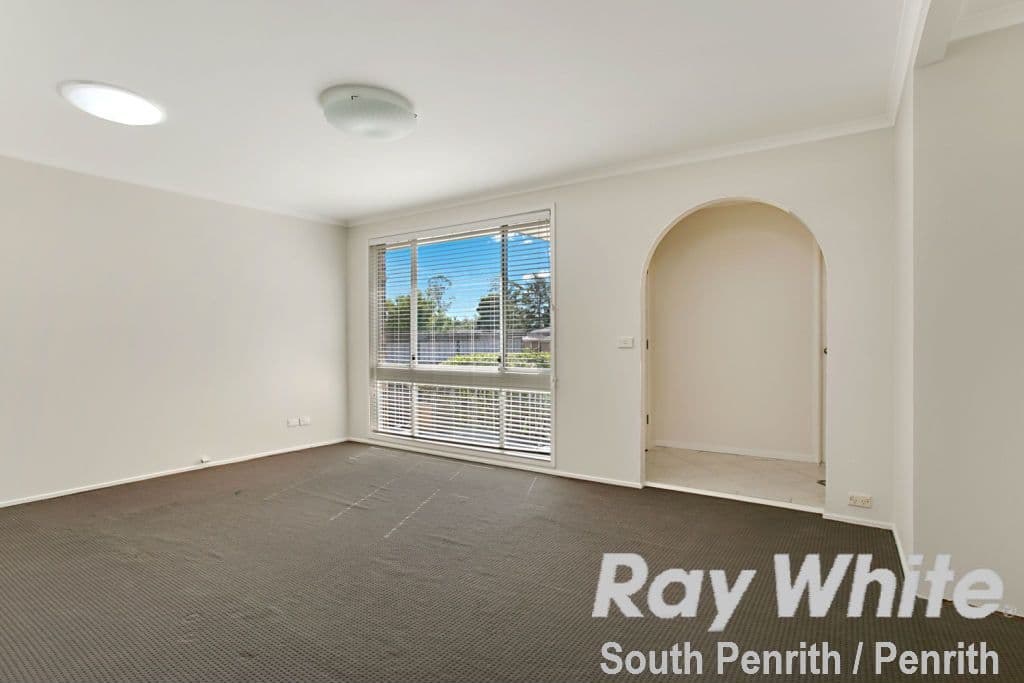 13 Jupiter Court, Cranebrook - Thumbnail 2