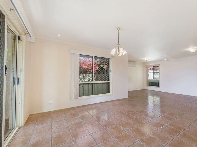33 Southlake Drive, VARSITY LAKES QLD 4227, Varsity Lakes - Thumbnail 5