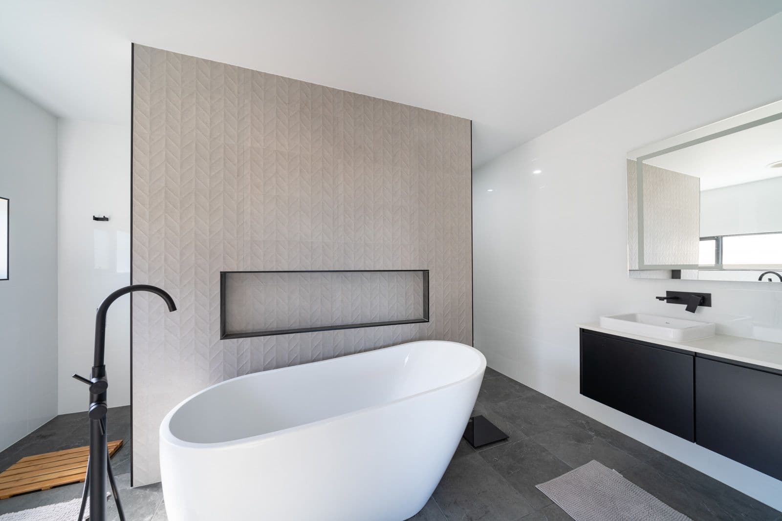 16 McGillan Drive, Kelso NSW 2795, Kelso - Thumbnail 7