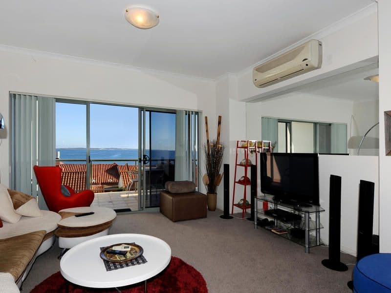 7 Railway Terrace, ROCKINGHAM WA 6168, Rockingham - Thumbnail 2