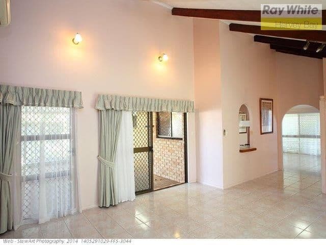 20 Michelle Drive, POINT VERNON QLD 4655, Point Vernon - Thumbnail 2