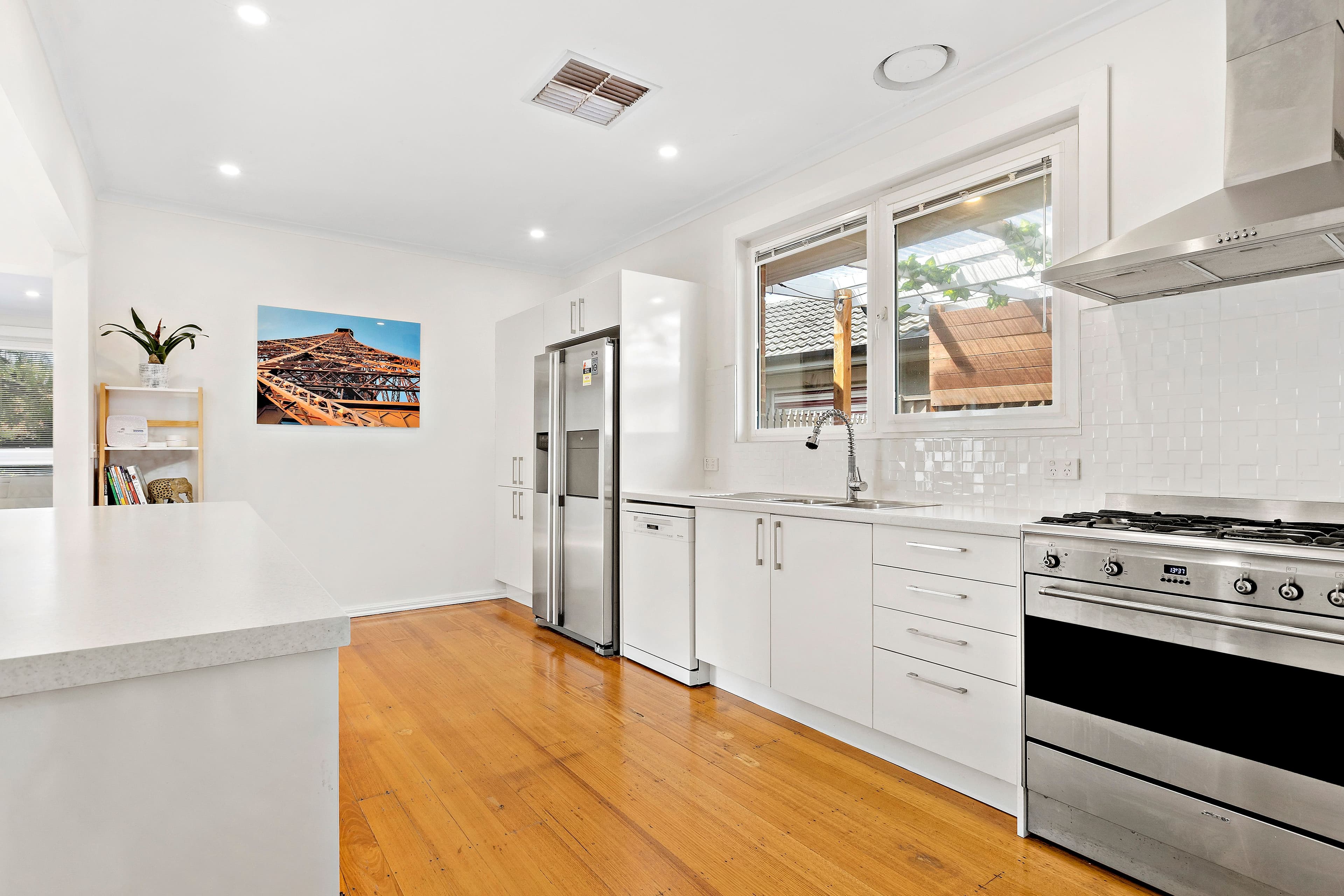 7 Aurea Court, Frankston North VIC 3200, Frankston North - Thumbnail 2