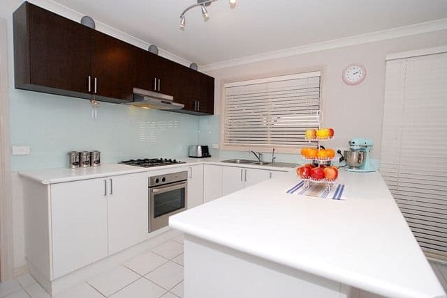 6 Odessa Court, WERRIBEE VIC 3030, Werribee - Thumbnail 2