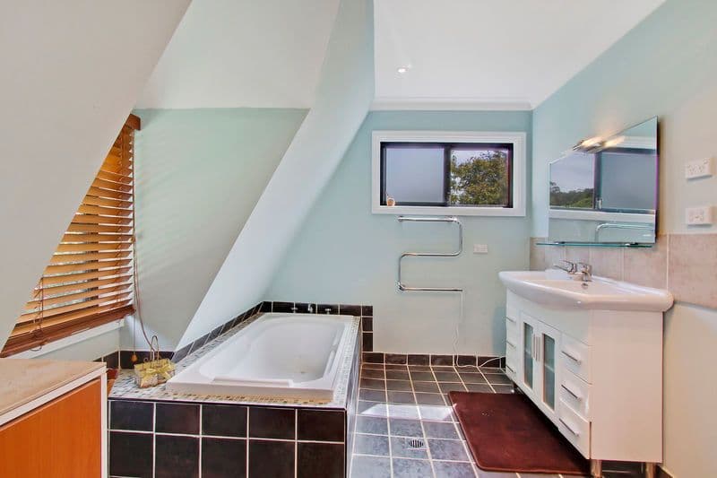 5 Bennett Lane, KURRAJONG HEIGHTS NSW 2758, Kurrajong Heights - Thumbnail 3