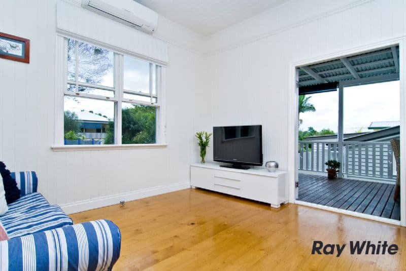 14 Meecham Street, GRANGE QLD 4051, Grange - Thumbnail 3