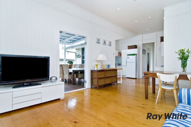 14 Meecham Street, GRANGE QLD 4051, Grange - Thumbnail 4