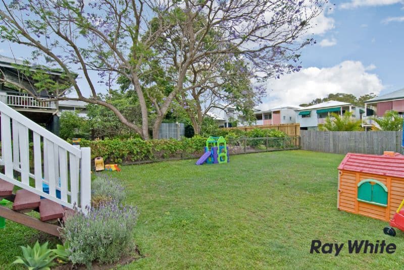 14 Meecham Street, GRANGE QLD 4051, Grange - Thumbnail 8