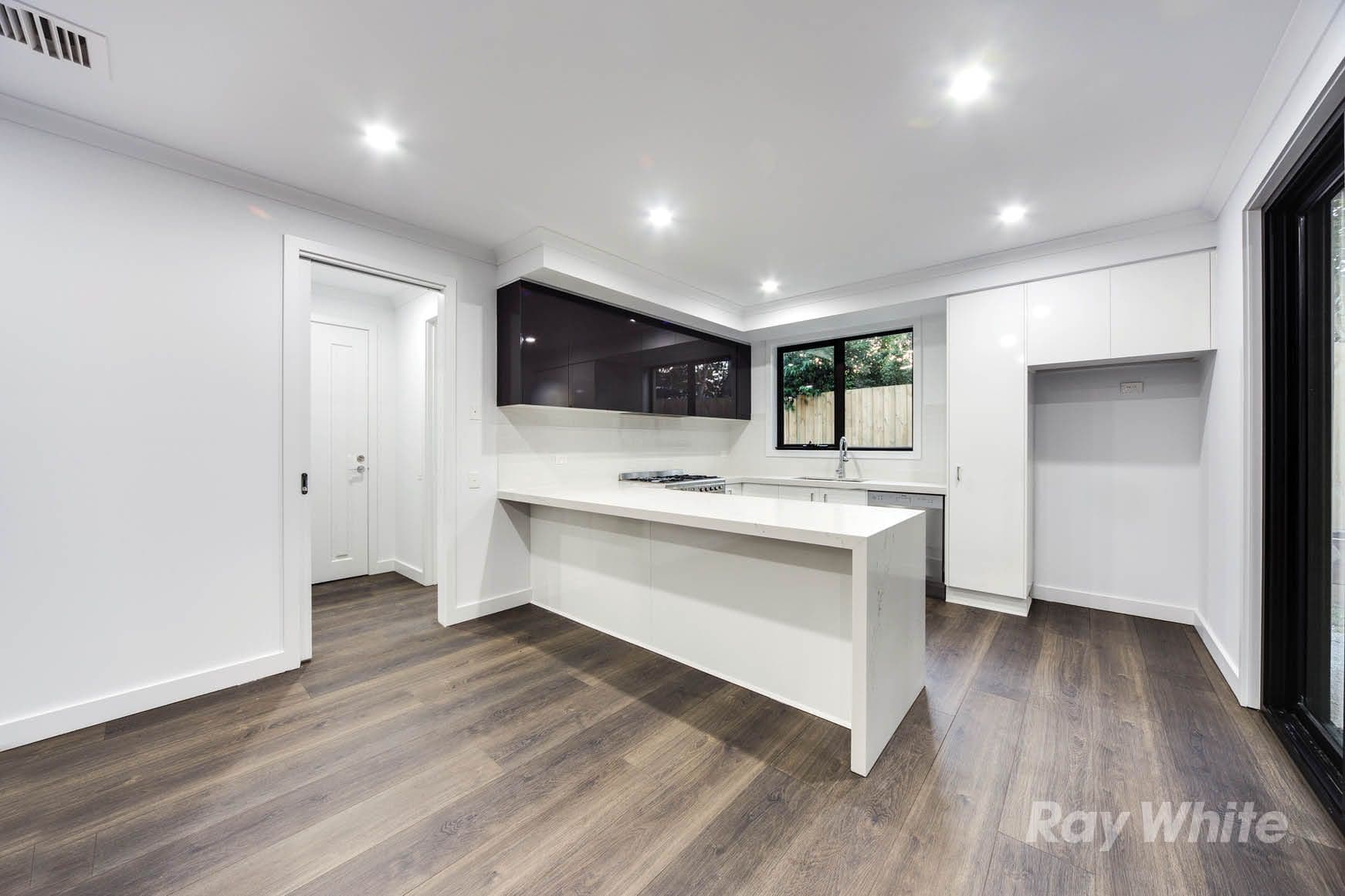 5 Howell Drive, Mount Waverley VIC 3149, Mount Waverley - Thumbnail 3