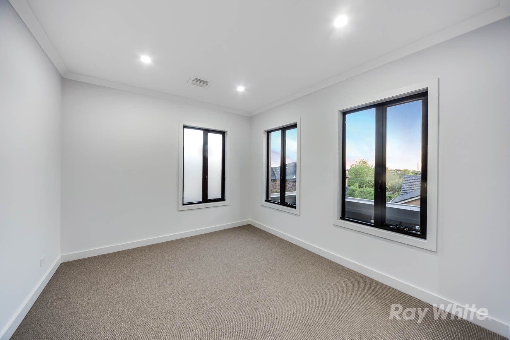 5 Howell Drive, Mount Waverley VIC 3149, Mount Waverley - Thumbnail 8